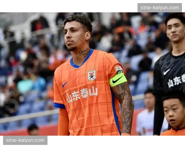 山东泰山克雷桑孤掌难鸣 进攻缺乏效率致客场惨败海牛